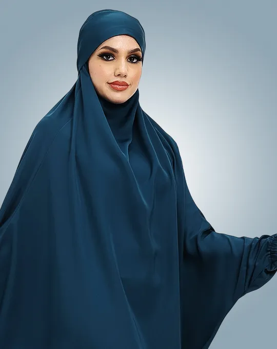 How to Wear a Two-Piece Jilbab with Style and Confidence