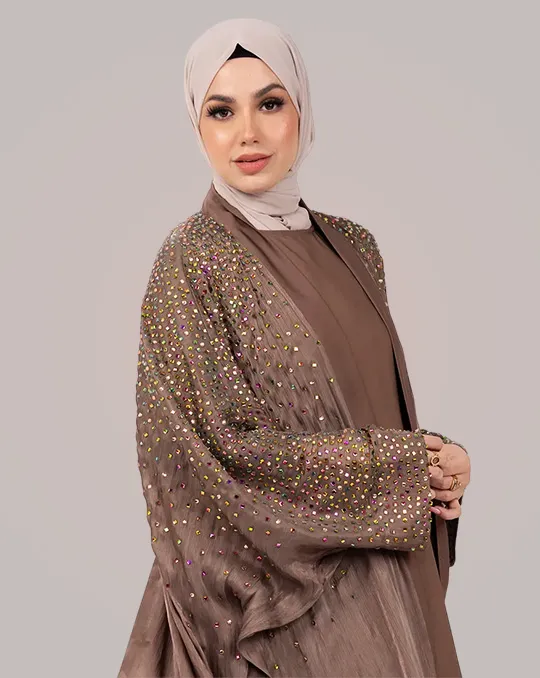 A Comprehensive Guide to Embellished Abayas